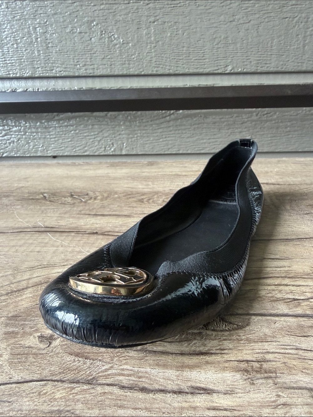 Tory Burch Women’s Black Leather Flats size 9